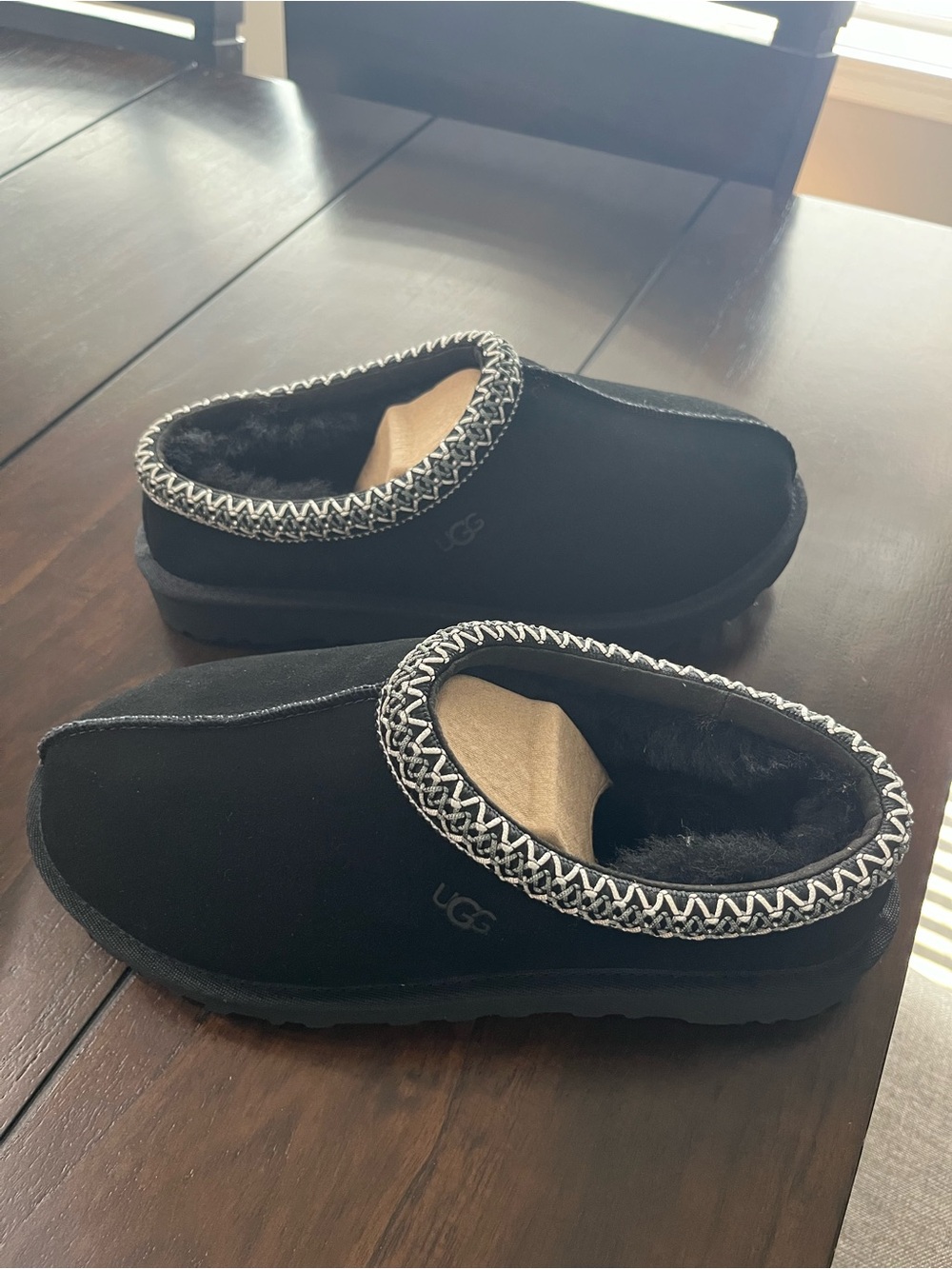 UGG Tasman II Women's Black Slip-On Suede Slippers with Embroidered Trim - Picture 6 of 11